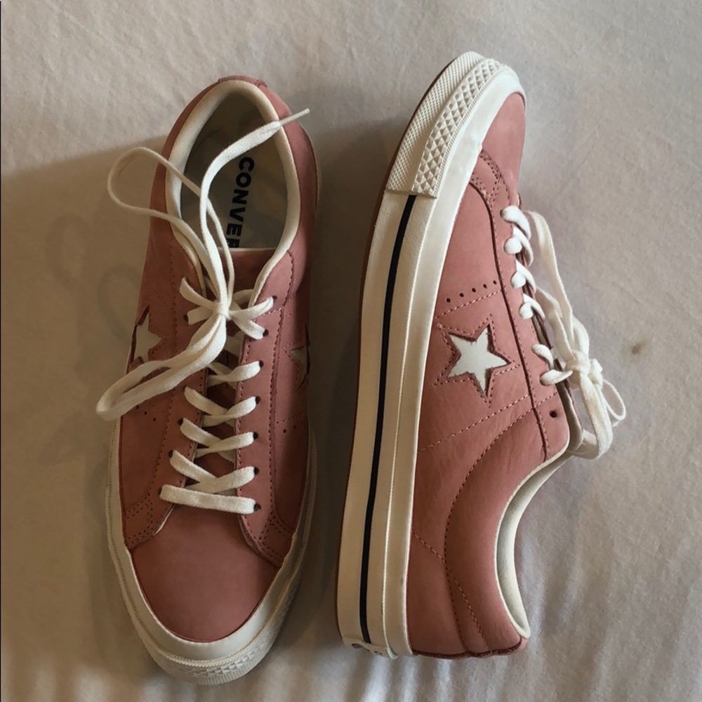 Pink suede converse